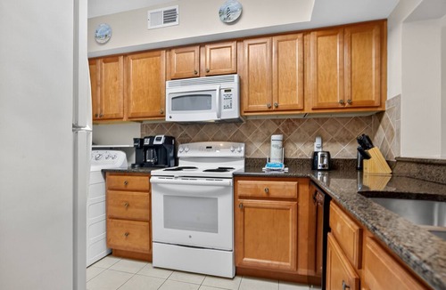 Hilton Head Island Condo | Shorewood 338 - Ocean View - 2 bedroom 3rd Floor Spacious Condo