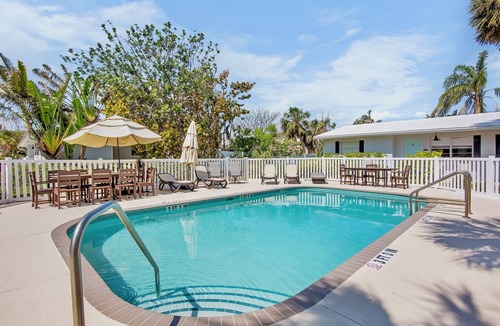 Anna Maria House | Short stays available! Located on North End of Island.