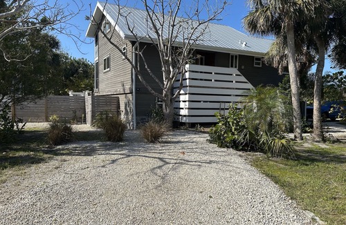 Sanibel House | Short walk to Bowman's Beach, 3 BR Home with Private Pool