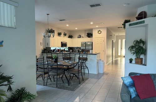 Sunset Lakes House | Shreks Hideout! 4 BR/3 BA Pool & Pets in Sunset Lakes!