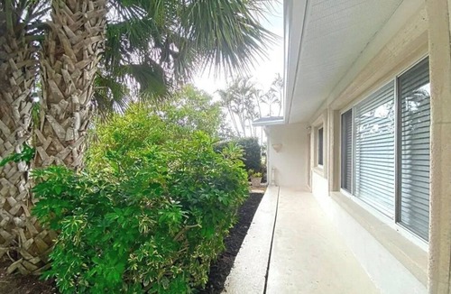 South Sarasota House | Siesta Key Pool House 3 Miles from the Beach