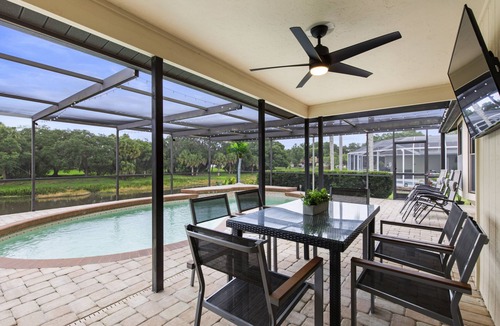 Fruitville House | Siesta Key Serenity: Home with Heated Pool, Pond View Oasis in Heart of Sarasota