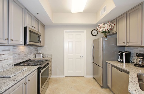 Destin Condo | Silver Beach Towers 902-E - Sleeps 6