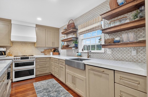Milledgeville House | Sinclair Cottage, Sleeps 8, 4 Bedrooms, Amazing Views!