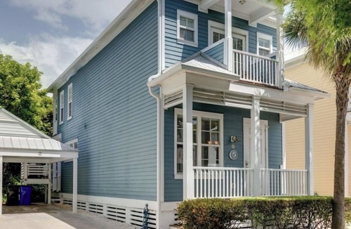 Islamorada House | Single Family Home In Angler's Reef Gated Community, Beaches,Marina,Heated Pool