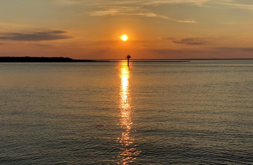 Ship Bottom House | Single Family Home-Bay2Beach Beautiful Sunrise on the Beach & Sunsets on the Bay