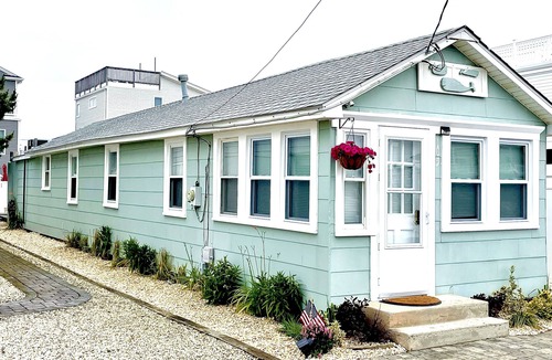 Ship Bottom House | Single Family Home-Bay2Beach Beautiful Sunrise on the Beach & Sunsets on the Bay