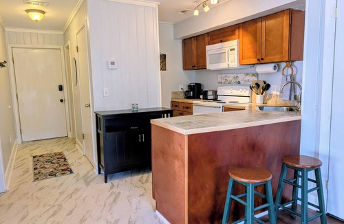 Sky Valley Condo | Sky Valley's Coziest Condo w/Views - Dog Friendly!