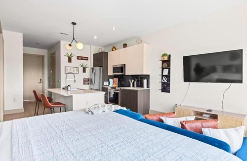 Home Park Apartment | Skyline High