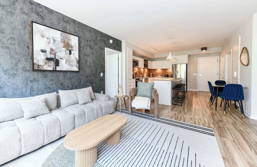 Crystal City Apartment | Sleek 2BR Residence with Gym, Parking & Rooftop Deck