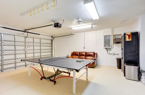 North Palm Beach Heights House | Sleek Jupiter Retreat with Lanai and Pool!