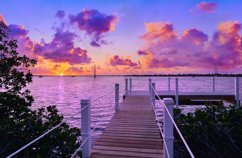 Key West House | Sleep 16 guests over two side-by-side homes in exclusive Key Cove Landings