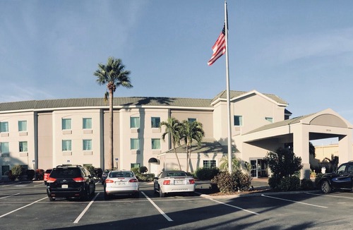 Feather Sound Hotel | Sleep Inn Clearwater - St Petersburg