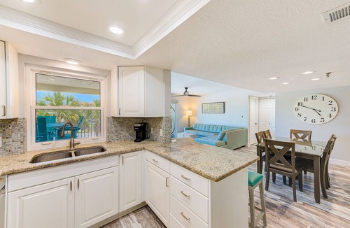 North Redington Beach Condo | Sleeps 10, King Bed, 3/3, Heated Pool/Spa with Direct Beach Access 108