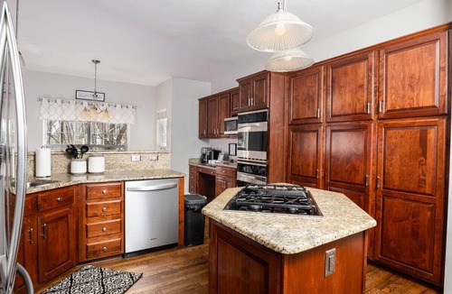 Charlotte House | Sleeps 24 BBQ Fire Pit Games Pets OK