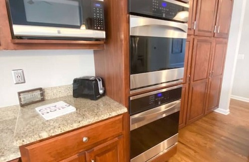 Charlotte House | Sleeps 24 BBQ Fire Pit Games Pets OK