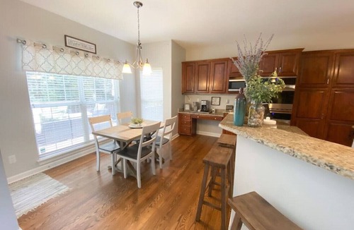 Charlotte House | Sleeps 24 BBQ Fire Pit Games Pets OK