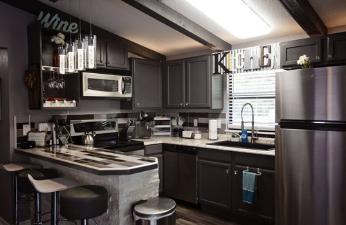 Old Town House | "Slow Tides" - Entire Cottage on the Suwannee River
