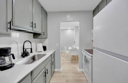 Jacksonville House | SMV Coastal Retreat Near Shore
