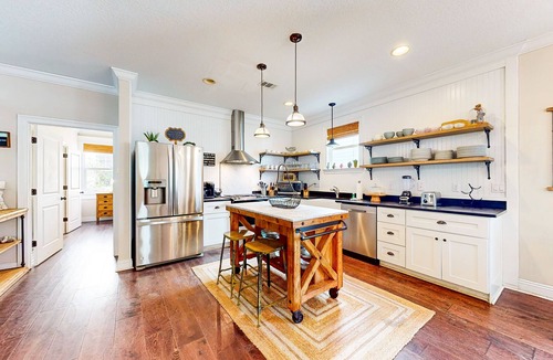 Villages of Crystal Beach House | Snowbird-friendly home in gated community with hot tub, pool, balcony, & grill