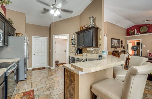 North Port House | Snowbird Haven! 10 Mi to Warm Mineral Springs Park