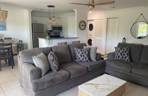 Laurel Park Condo | Snowbird’s Paradise with Hot Tub, Heated Pool & Dock