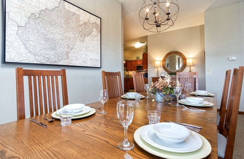 Edray Condo | Soaring Eagle #405: 3 Br Location! Slope Side, Hot Tub