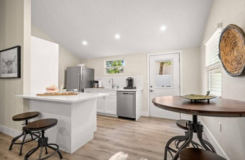 Courier City - Oscawana House | SoHo Suite by Brightwild | Steps to SoHo!