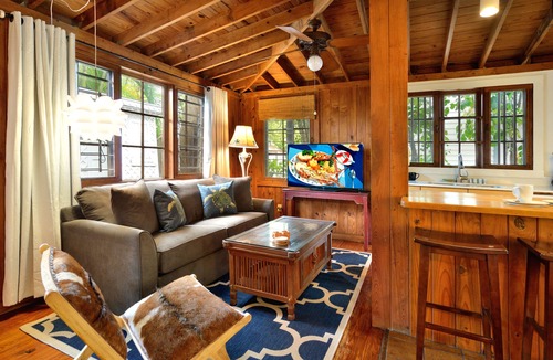 Key West Historic District House | ~ SOLARIS GARDEN ~ Relax and enjoy this Bohemian dream on a quaint lane.