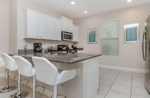 Loughman House | Solterra Resort 5 Bedroom Pool Home Pet Friendly