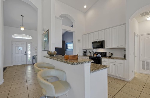 Loughman House | ✈ Solterra Resort - 5★ Clubhouse - Water Slides – Lazy River - Extended Pool ⛱