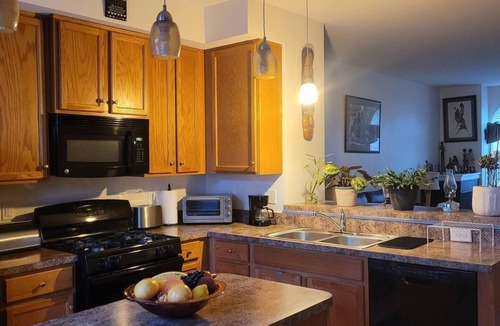 Grenloch House | Somerdale Townhouse - Gated Community