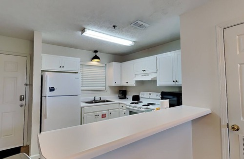 Bahama Beach Condo | Somerset #205 | Great Location with Easy Walk to Beach!
