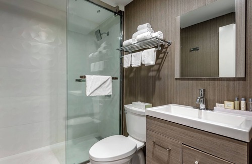 Somerset Hotel | Somerset Lofts