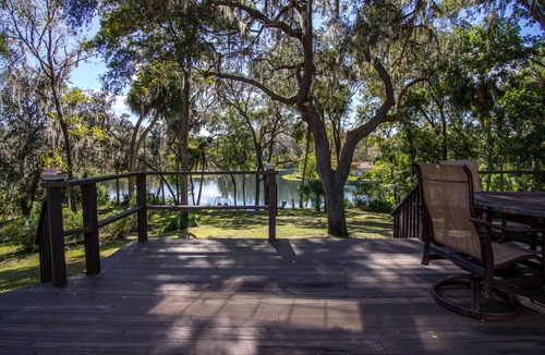 Dunnellon House | Somewhere. for Birding and Boating