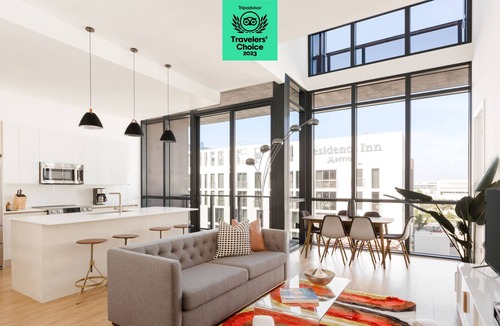 West Avenue Apartment | Sonder 17WEST | Lofted Three-Bedroom Apartment w/ Balcony