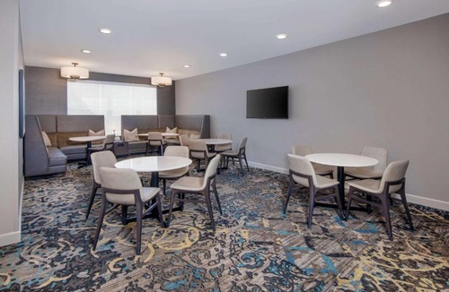 Town Center Hotel | Sonesta ES Suites Atlanta Kennesaw Town Center