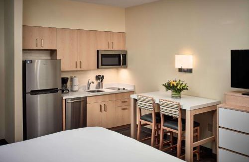Gwinnett Place Hotel | Sonesta ES Suites Gwinnett Place Atlanta