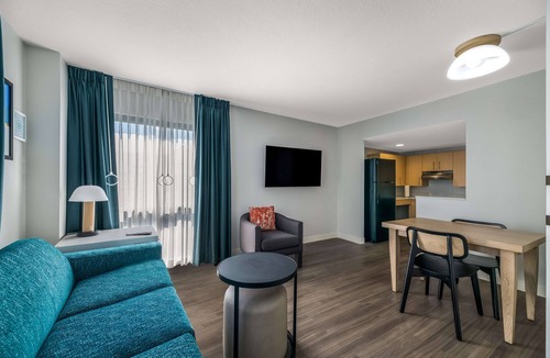Florida Central Atlantic Coast Hotel | Sonesta ES Suites Orlando - International Drive