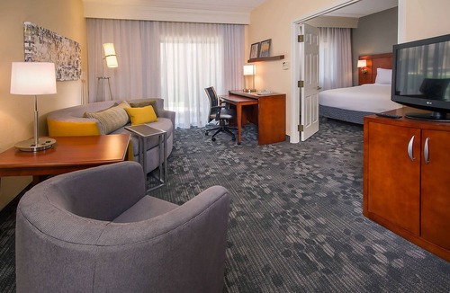University Place Hotel | Sonesta Select Charlotte University Research Park