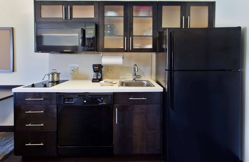 Mount Laurel Hotel | Sonesta Simply Suites Philadelphia Mount Laurel