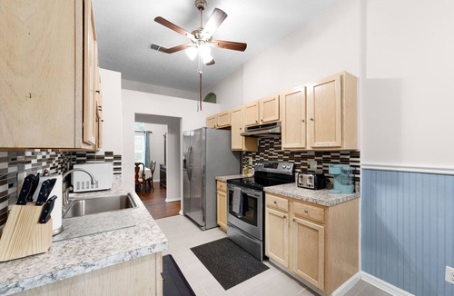 St. Johns House | Soothing 3-bedroom house Central in charming Jacksonville