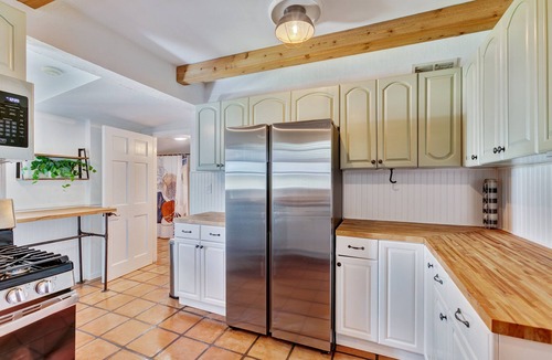 Parker Ridge House | SoSo Orchid House - Historic Tropical Retreat
