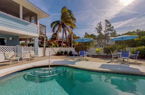 Anna Maria Apartment | South Bay Inn 4