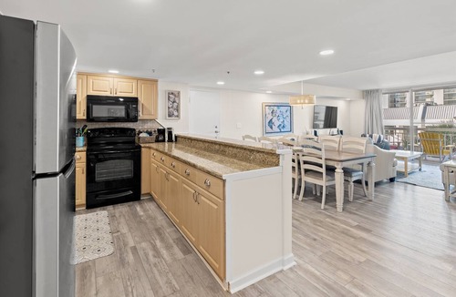 Arcadian Shores Condo | South Hampton 204 Oceanview w/Pool & Beach