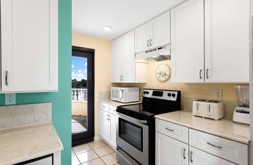 Marco Island Condo | South Seas T4- 306: Pool/Beach view from Condo