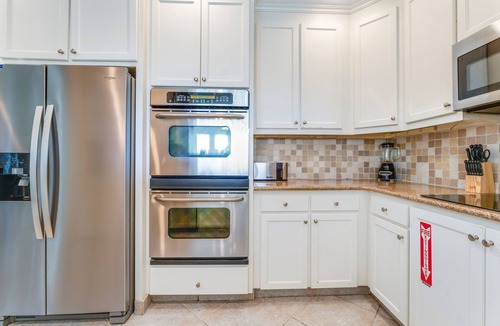 Carrabelle Condo | Southern Fairway Escape 2/2