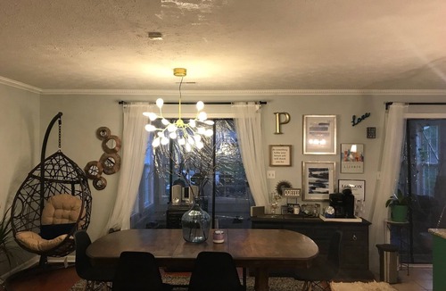 Fairburn House | Southern Hospitality Modern 3 Bed 2 Bath Sleeps 8 World Cup Ready & Marta