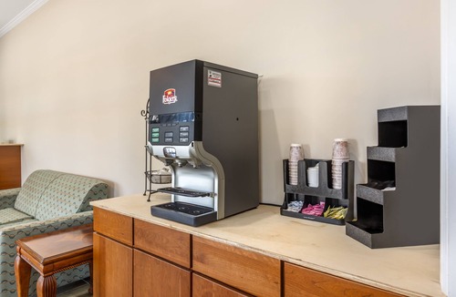 Orangeburg Hotel | Southern Lodge 601