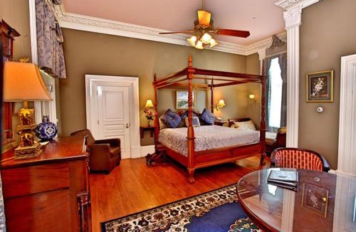 Cape May Bed & Breakfast | Southern Mansion